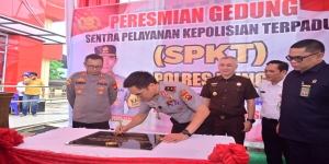 Kapolda Jambi Resmikan Gedung Baru SPKT dan Tinjau SPPG Polres Bungo