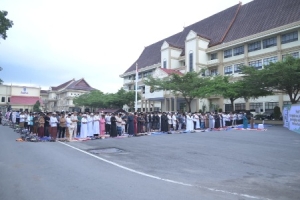 Polda Jambi Gelar Shalat Idul Fitri 1447 H, Berlangsung Khidmat dan Penuh Kebersamaan