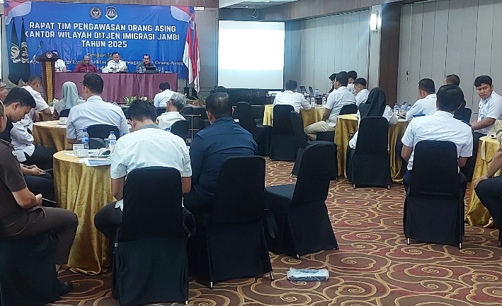 Rakor TIMPORA  Imigrasi Jambi,  Awasi Lalu lintas Orang Asing, 11 Orang Dideportasi