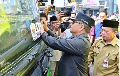 Lepas Masyarakat Mudik Gratis, Wali Kota Jambi Ajak Pemudik Jaga Keamanan Selama Perjalanan