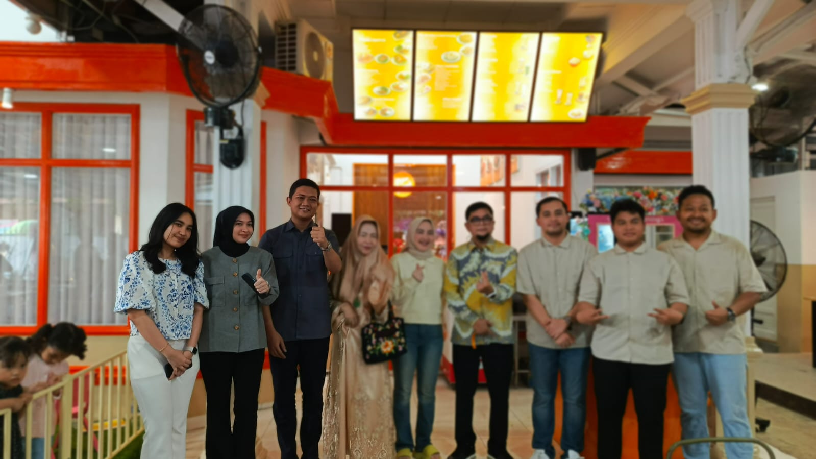 Resto "Pisau Dapur" Sajikan Beragam Kuliner Bagi Semua Kalangan