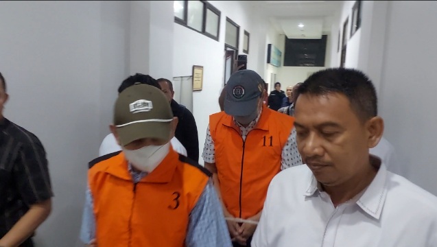 Subdit Tipikor Krimsus Polda Jambi  Limpahkan Tersangka Korupsi  Mantan Kadisdik Jambi ke Kejati 