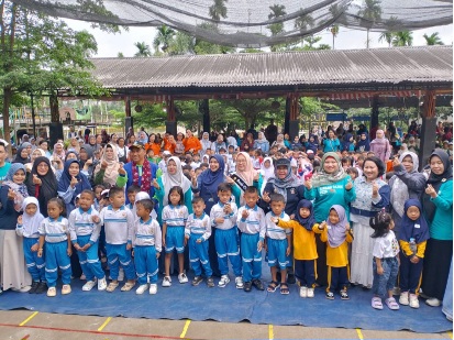 Ratusan Anak Usia Dini Raih Prestasi Perebutkan Piala Bunda PAUD Kota Jambi 